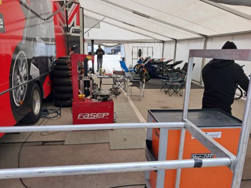WSB-Sport: WSB_Tires.jpg